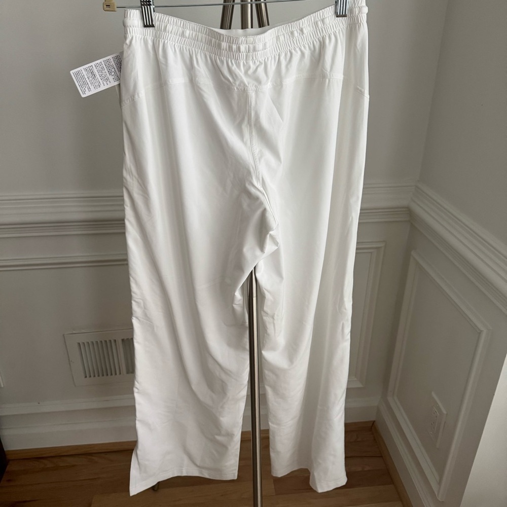 NWT Lululemon Court Rival Wide-Leg Track Pants White Regular 32” Size 6 - Picture 10 of 10